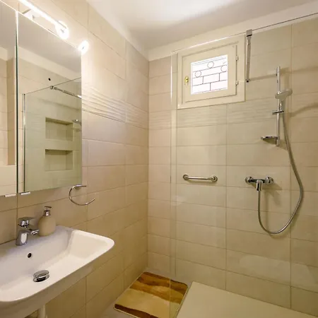 Holiday home Margaret By Interhome