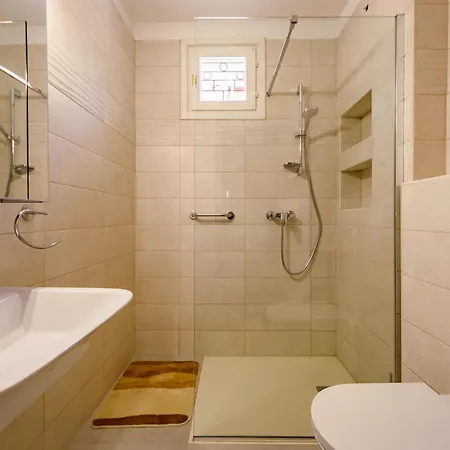 Holiday home Margaret By Interhome